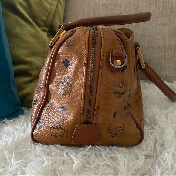 MCM Boston Bag - Picture 4 of 8